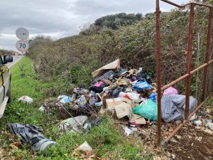 Arce – Carabinieri sequestrano discarica rifiuti pericolosi