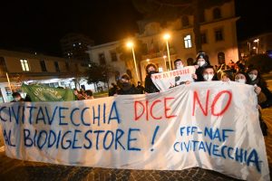 Biodigestore, Fridays for future: ”Non ci arrendiamo”