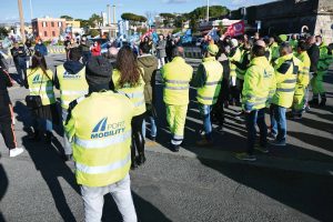 Civitavecchia, licenziamenti a Port Mobility: i sindacati chiedono un tavolo di crisi