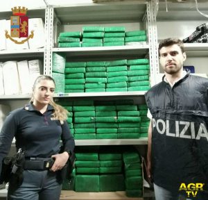 Nepi, corrieri della droga con 160 chili di cocaina in auto, due arresti