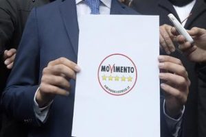 Scissione M5S continua, i rumors sui big in uscita