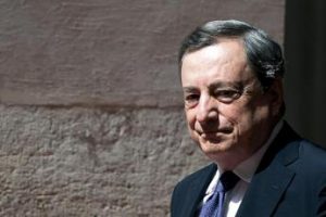 Ucraina, Dassù: “Bene Draghi su Kiev in Ue, in gioco futuro Europa”