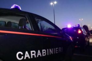 Neonata morta dopo parto in casa. L’ipotesi: deceduta per fame