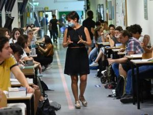 Maturità 2022, prima prova esame di Stato: autori e tracce di italiano