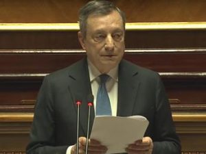 Draghi al Senato: “Italia continuerà a sostenere Kiev, è mandato del Parlamento” – Video