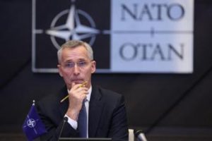 Ucraina, Stoltenberg: “Da alleati armi pesanti e a lungo raggio”