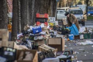 Povertà assoluta ancora ai massimi nel 2021, tocca 5,6 milioni di persone