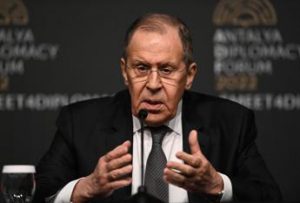 Ucraina, Lavrov: “Nessun legame guerra-crisi alimentare”