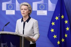 Ucraina, von der Leyen: “Candidata ad adesione Ue, ma deve fare riforme”