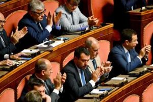 Parità uomo-donna nel linguaggio istituzionale, il Senato dice no