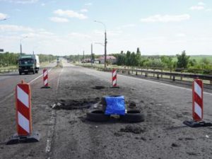 Ucraina: “Distrutto principale ponte di Kherson”