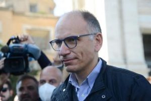 Crisi governo, Letta stamattina a Palazzo Chigi