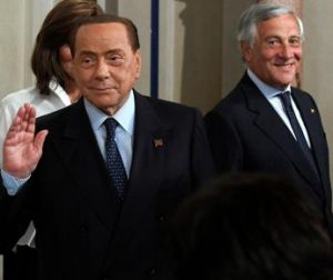 Elezioni, Tajani: “Berlusconi sta come un grillo, si candida in Senato”