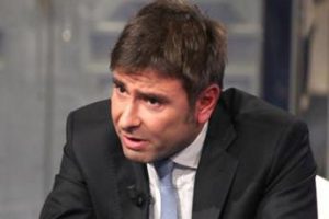 M5S, Di Battista: “Entrare nel governo Draghi è stato un suicidio”