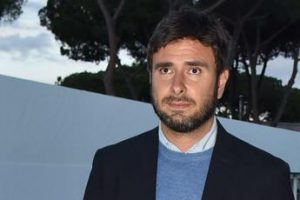 Crisi governo, Di Battista: “Draghi se ne vuole andare”