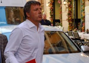 Crisi governo, Renzi: “O c’è Draghi o si vota”