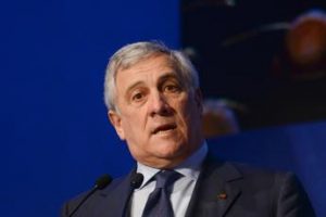 Elezioni politiche 2022, Tajani: “Io a disposizione della coalizione”