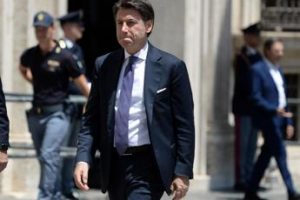 Crisi governo, Conte: “Risposte vere o nessuno avrà nostri voti”