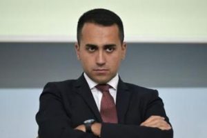 Governo, Di Maio: “Con veti o bandierine niente esecutivo Draghi prossima settimana”