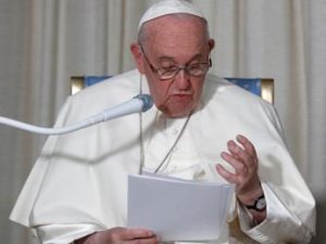 Appello del Papa: “Fermare le guerre, armi non portano pace”