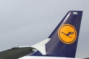 Lufthansa cancella 2.000 voli fino alla fine di agosto