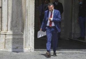 Elezioni 2022, liste Lega in stand-by: Salvini chiede cv a militanti per ‘candidarsi’