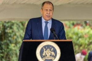 Taiwan, Lavrov: “Usa fanno quello che vogliono, come in Ucraina”