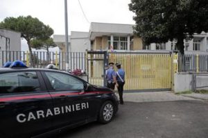 Napoli, prof ucciso a scuola a Melito: fermato collaboratore scolastico