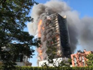 Incendio Torre dei Moro di Milano, chiusa indagine: 18 indagati