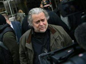 Elezioni 2022, Bannon: “Meloni non è radicale”