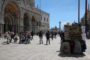 Confindustria Alberghi-Federterme: ministero Turismo svolta positiva, da rafforzare