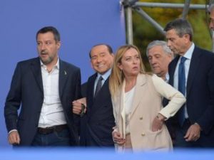 Consultazioni, centrodestra diviso? Cosa dicono Fdi, Lega e Forza Italia