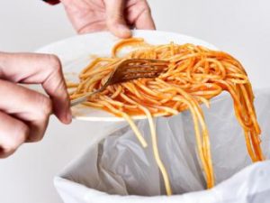 Food Waste, 674 gr di cibo a testa gettato ogni settimana