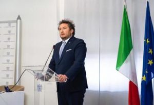 Energia, Lippolis (Confindustria Brindisi): “Governo intervenga, rischio tsunami dell’intero sistema manifatturiero”