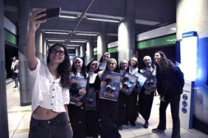 A Milano un flash mob di ‘suore’ per presentare il musical Sister Act