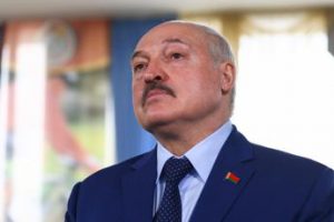 Ucraina, Lukashenko: “Con Putin schiereremo gruppo regionale congiunto truppe”