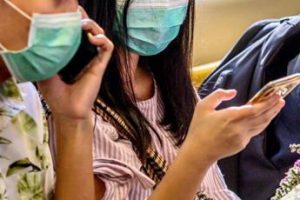 Covid Italia, mascherine e smart working se epidemia peggiora: bozza circolare