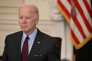 Biden: “Al fianco del popolo ucraino finché sarà necessario”