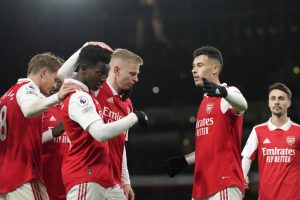 Premier. Botta e risposta: Arsenal all’ultimo respiro, Man City resta in scia