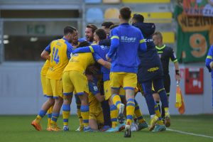 Serie B. Frosinone straripante: tris pure al Venezia. Grosso in fuga