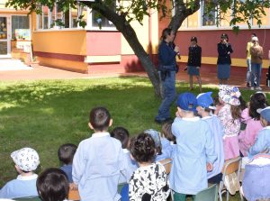 Frosinone – Educazione alla legalità, la polizia incontra gli alunni della scuola dell’infanzia