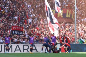 La Serie A riabbraccia il Grifone: festa a Marassi, Genoa promosso