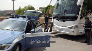 Frosinone – Controlli polizia a mezzi per gite scolastiche, multato un autista