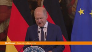 Scholz “Sui migranti troveremo una risposta comune europea”