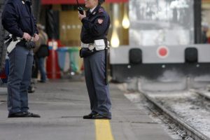 Giallo ad Aprilia, ritrovato cadavere sui binari. Traffico ferroviario in tilt tra Latina e Roma