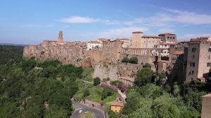 Open Fiber, Pitigliano diventa un borgo smart