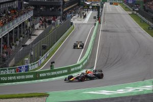 Nona sinfonia Verstappen: vince anche in Olanda. Sainz è 5^