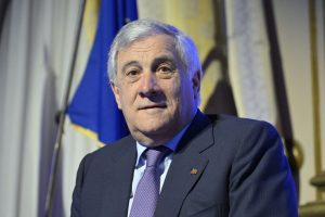 Tajani “Su extraprofitti ripariamo a errori Bce, misura pro famiglie”