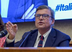 Salario minimo, Calenda “Nessuno ha sbattuto la porta”