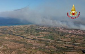 Incendi in Sardegna, trovati alcuni inneschi